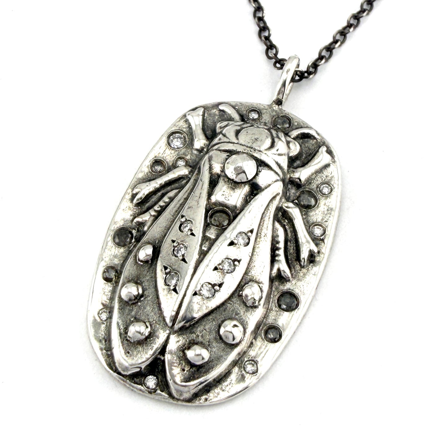 
                  
                    CICADA Luxe Necklace 22 Diamonds in Silver - SPARKLE VIII
                  
                