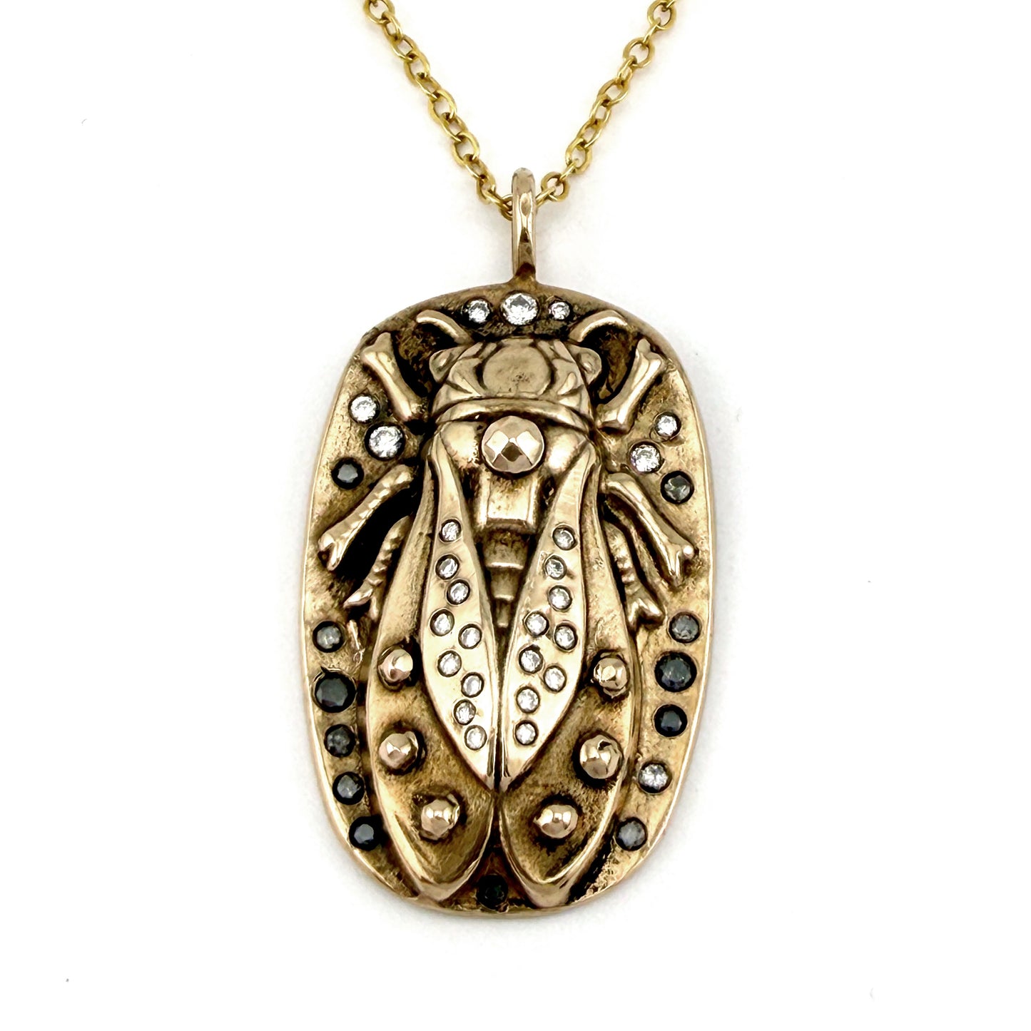
                  
                    CICADA Luxe Necklace with 28 Diamonds - SPARKLE III
                  
                