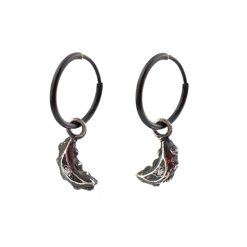 
                  
                    CRESCENT MOON Tiny Hoops - Silver
                  
                