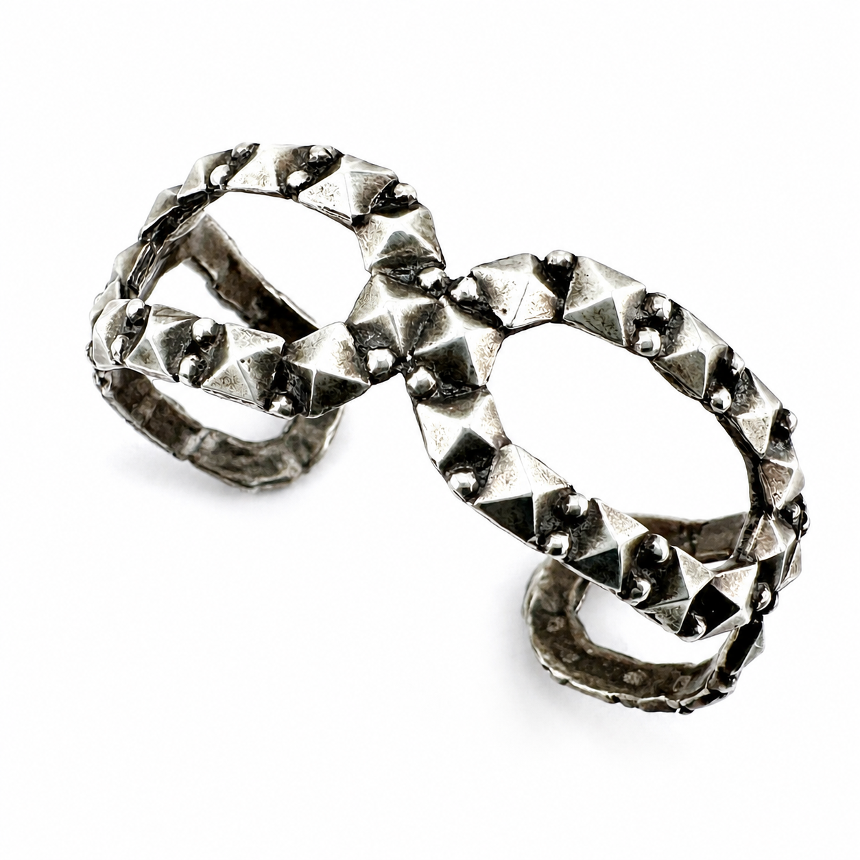 
                  
                    ETERNITY Bracelet - Silver
                  
                