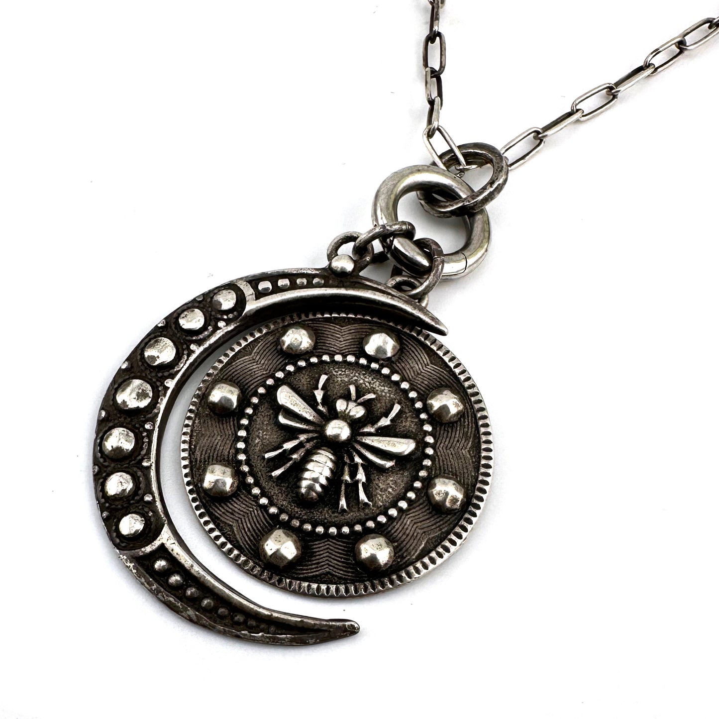 
                  
                    Queen Bee Moon Necklace Set - Silver
                  
                