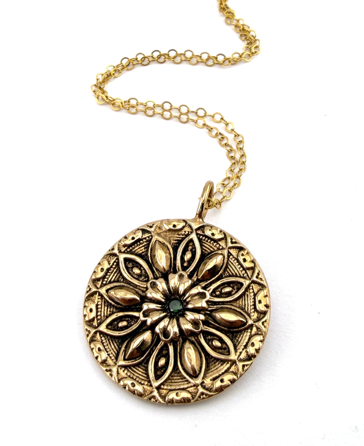 
                  
                    RADIANCE Necklace - Bronze with Green Diamond
                  
                