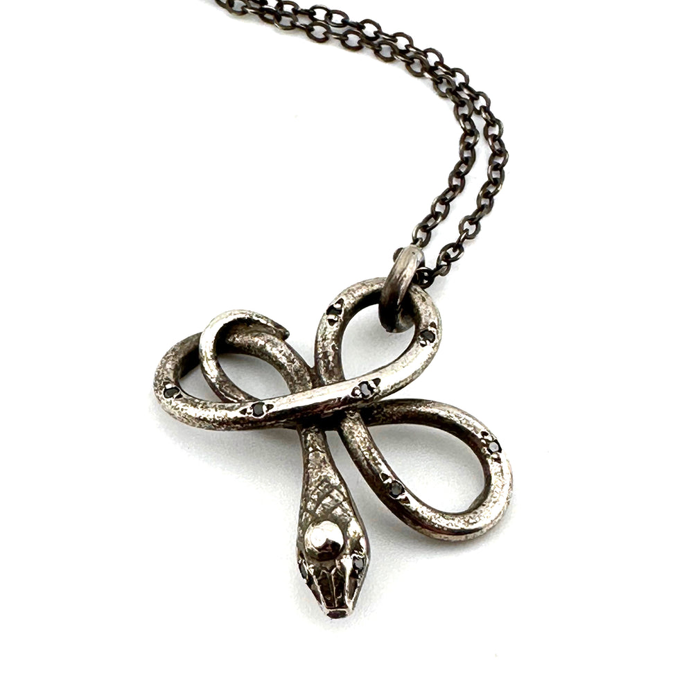 SERPENT Necklace with Black Diamonds - SILVER