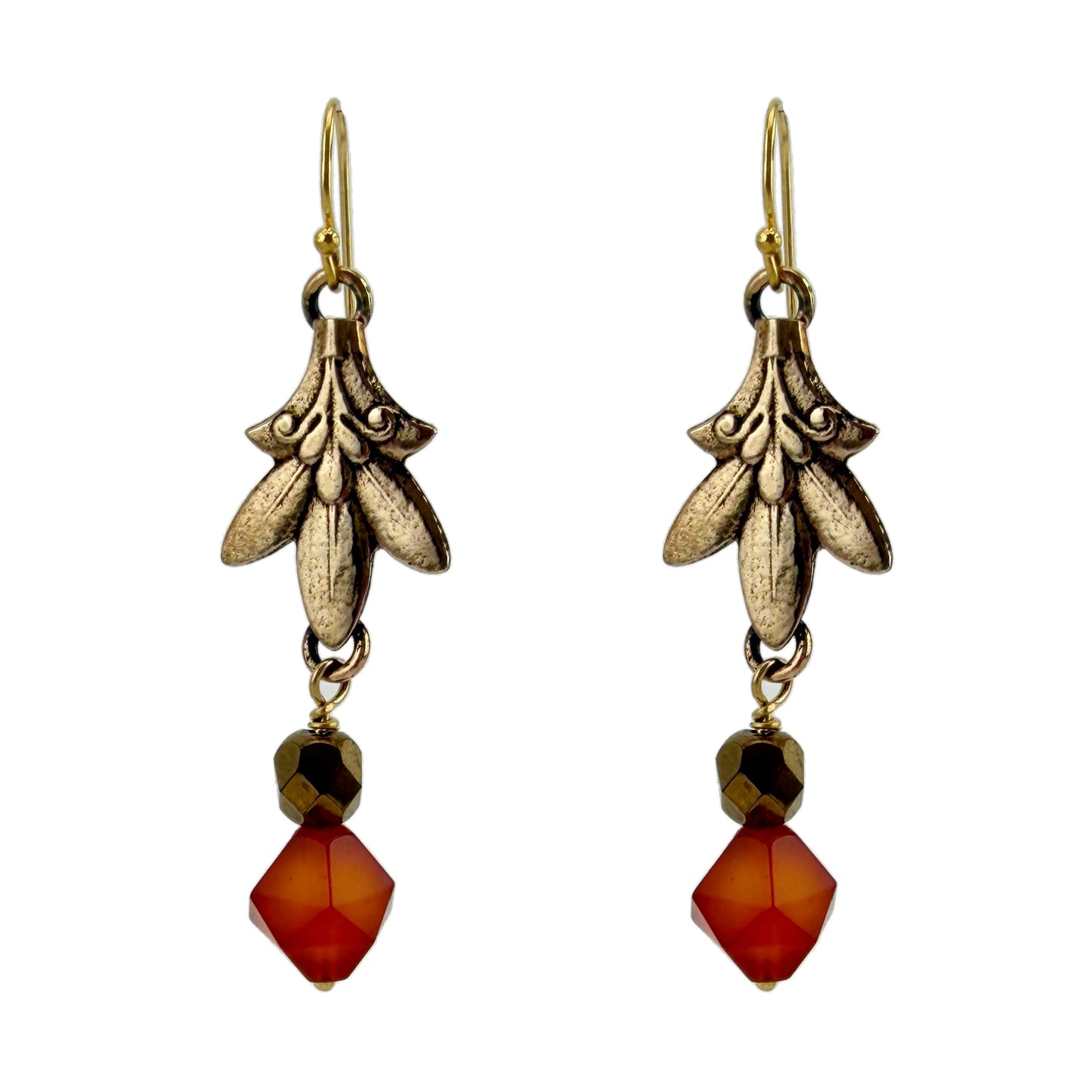 
                  
                    ACANTHUS Pickle Fork Earrings - Bronze with Carnelian
                  
                