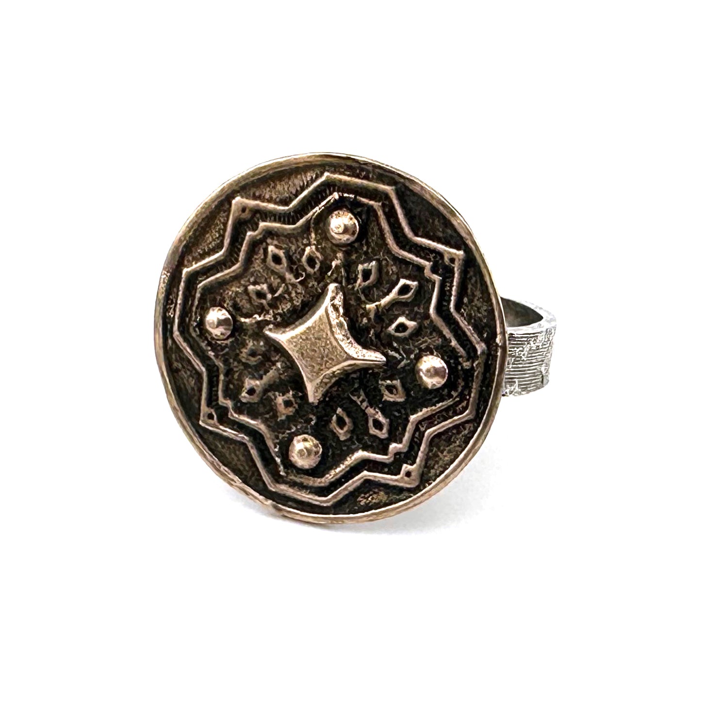 
                  
                    COMPASS ROSE Ring - Mixed Metal - Size 8 1/2
                  
                
