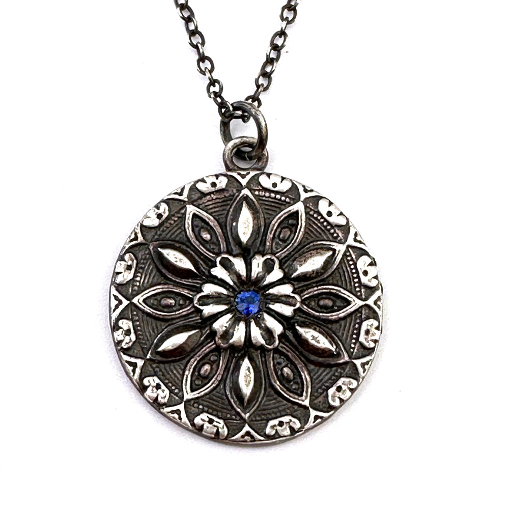
                  
                    RADIANCE Necklace with Blue Sapphire - SILVER
                  
                