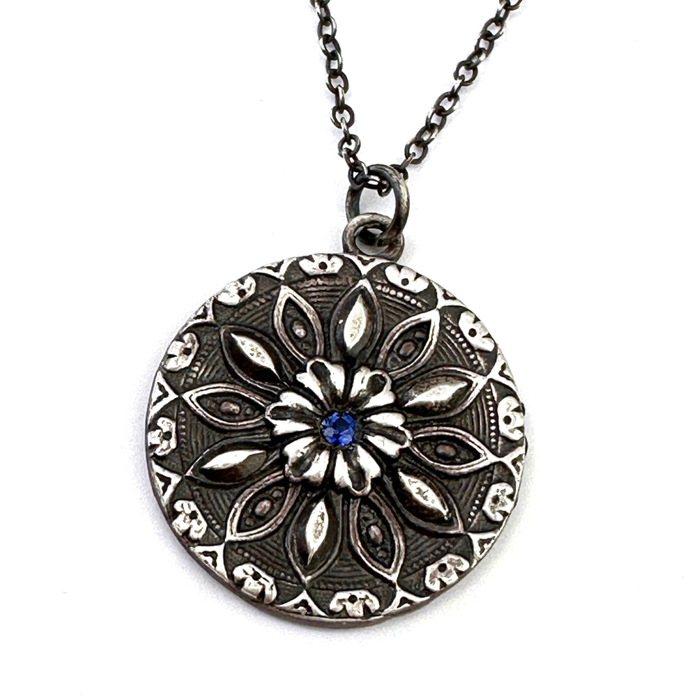 
                  
                    RADIANCE Necklace with Blue Sapphire - SILVER
                  
                