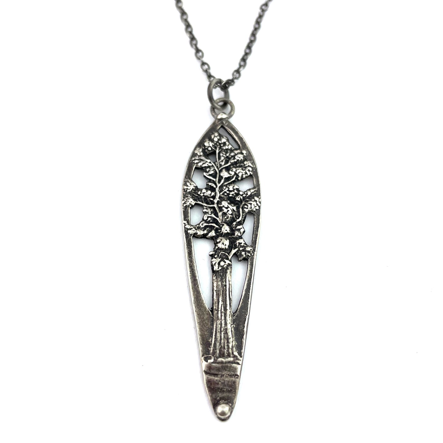 
                  
                    REDWOOD TREE Necklace - SILVER
                  
                