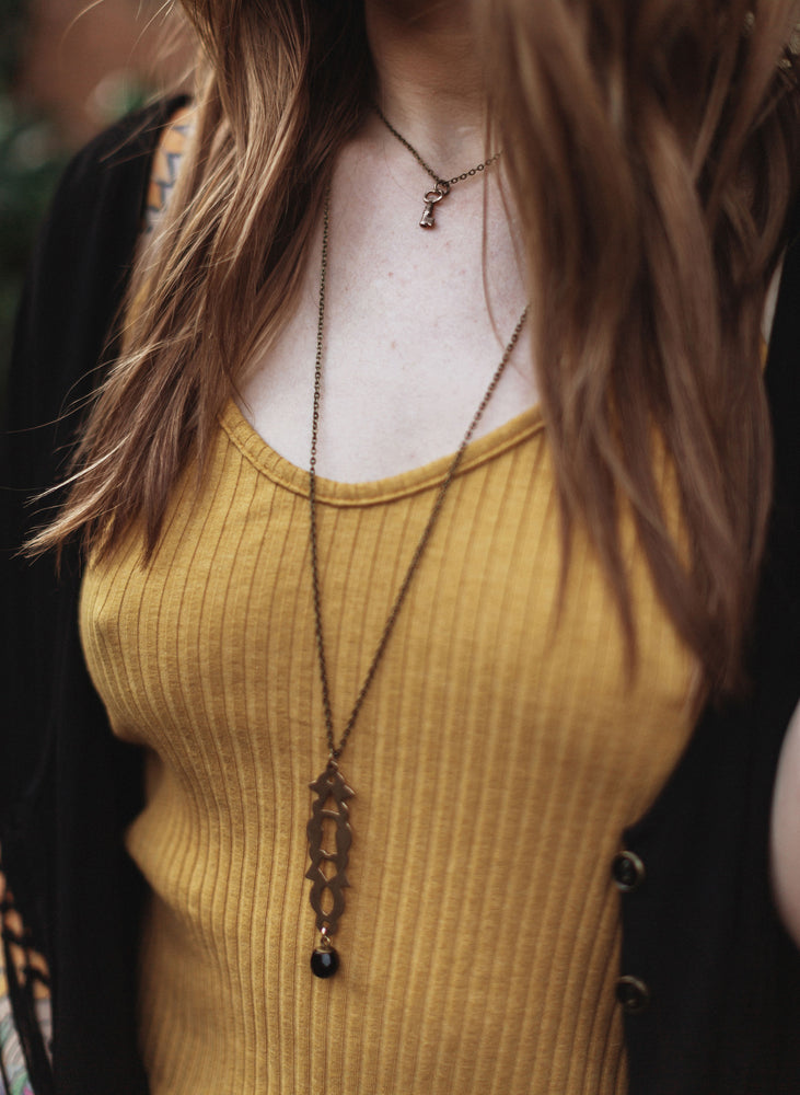 
                  
                    TULIP Teaspoon Necklace - Bronze
                  
                