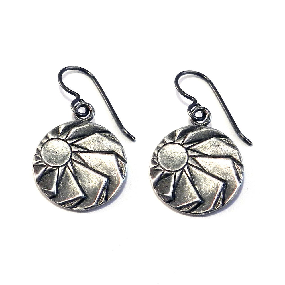 
                  
                    HORIZONS Vintage Button Earrings - SILVER
                  
                