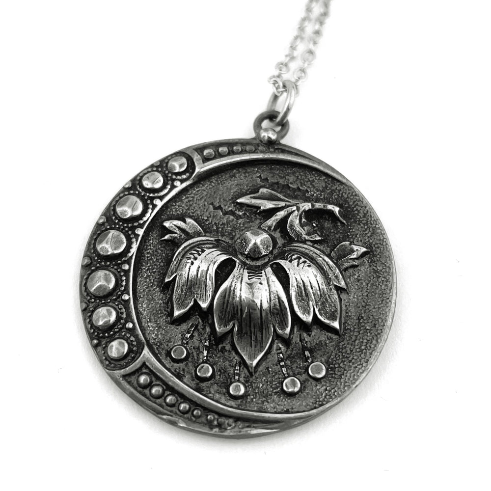 
                  
                    PERSEPHONE Necklace - Silver
                  
                